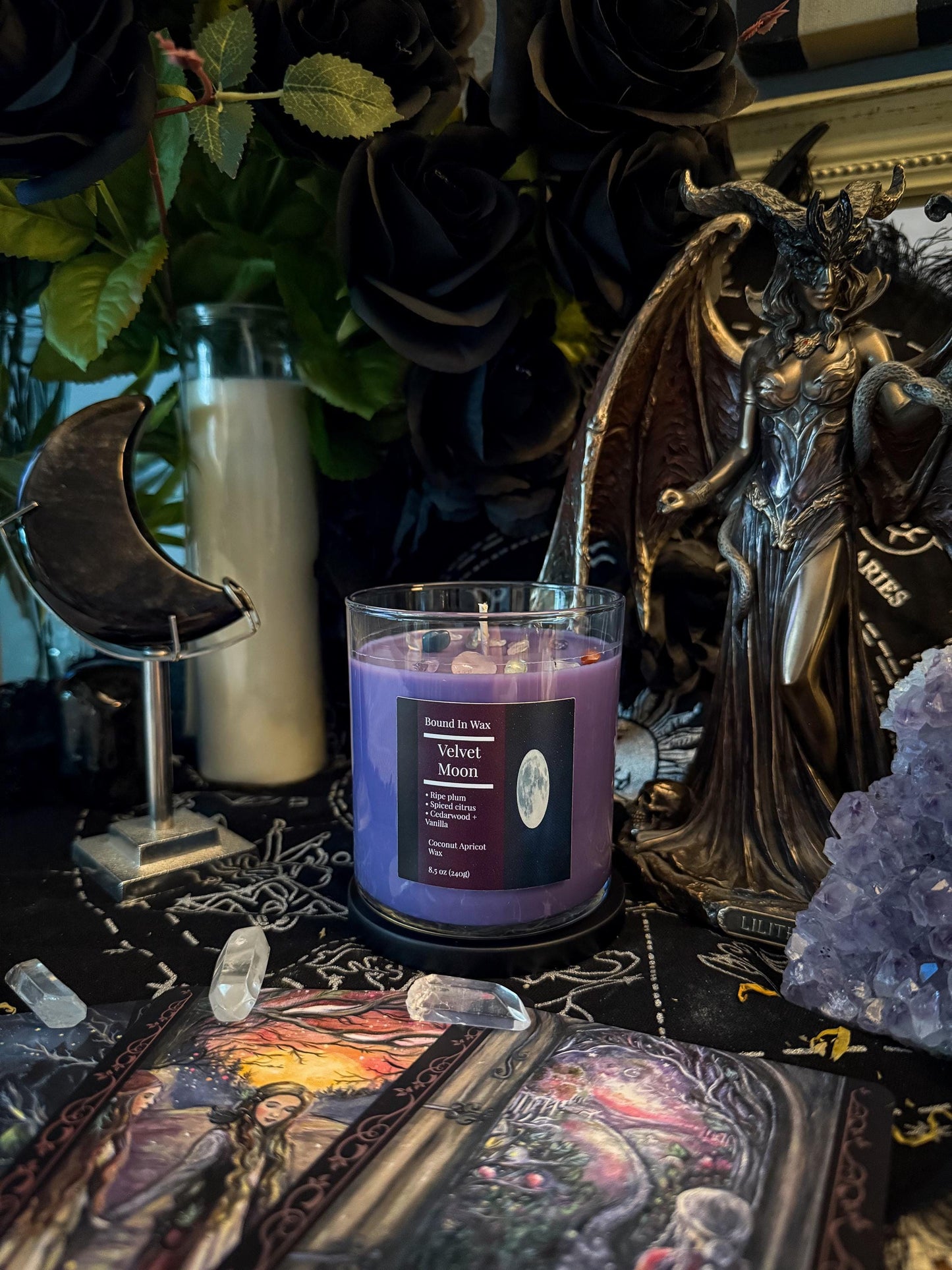 Velvet Moon – Crystal Infused Candle